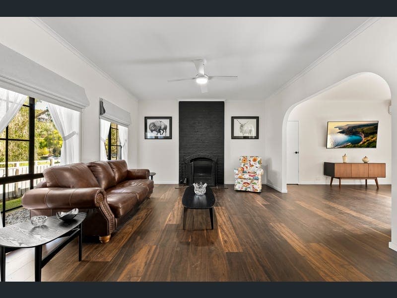25 Inwood Place, The Gap — photo 1 of 5