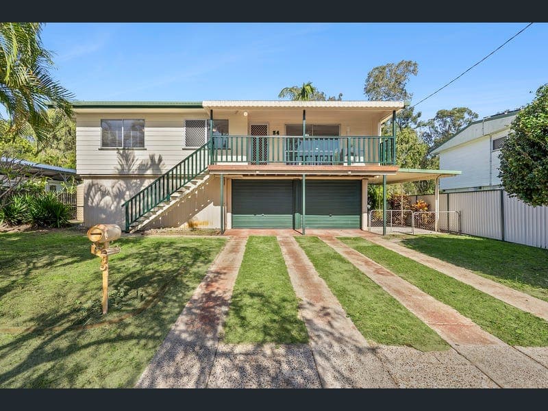 34 Dwyer Street, Beachmere — photo 1 of 5