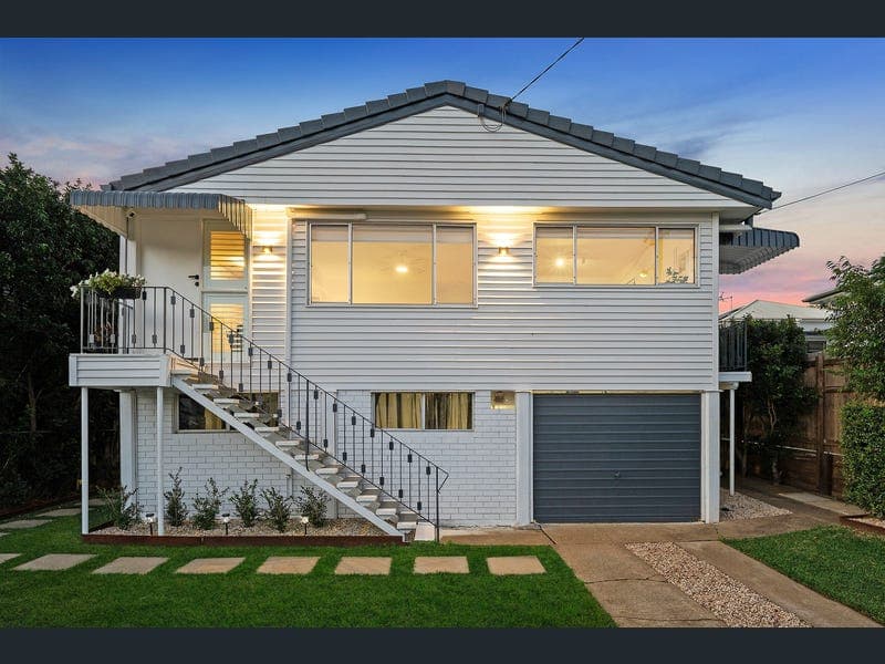 86 Sandon Street, Graceville — photo 1 of 5
