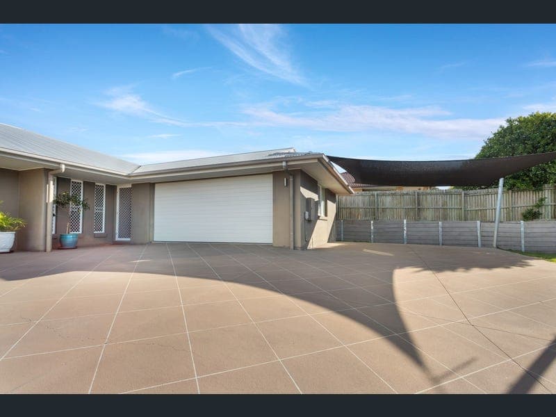 2/14 Earlwood Court, Raceview — photo 1 of 5