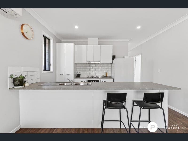 6 Cootharaba Court, Morayfield — photo 1 of 5