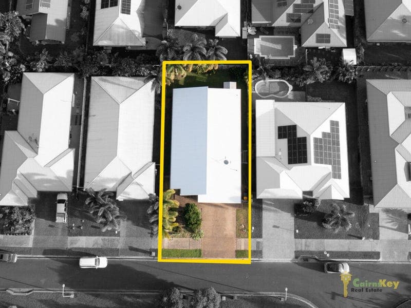 10 Sandridge Way, Smithfield — photo 1 of 5