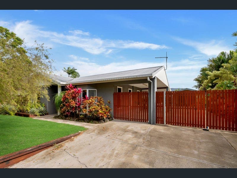 60 Nova Street, Kewarra Beach — photo 1 of 5