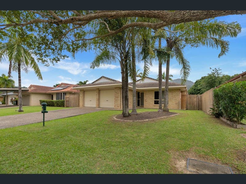11 Obersky Close, Brinsmead — photo 1 of 5