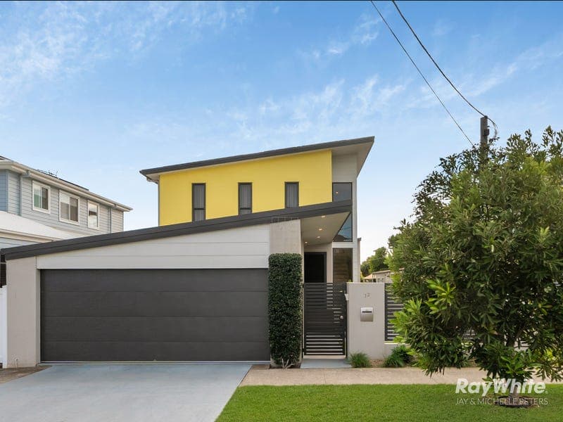 12 Murphy Street, Scarborough — photo 1 of 5