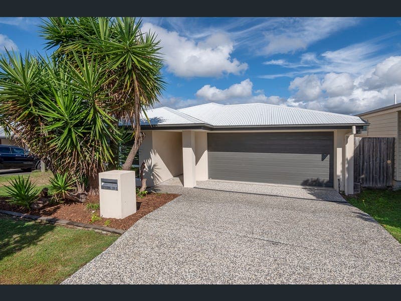 35 Paddy Circuit, Ormeau — photo 1 of 5