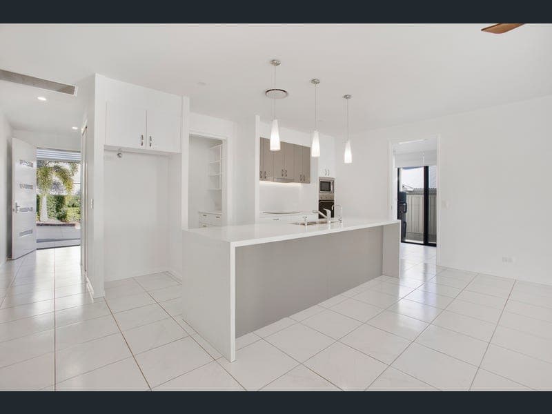 37/6 Charlston Place, Kuluin — photo 1 of 5