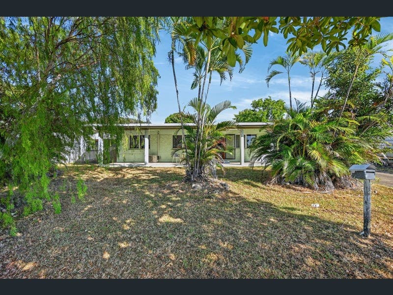 568 Bayswater Road, Mount Louisa — photo 1 of 5