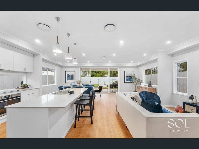 27 Bungama Street, Deagon — photo 1 of 5