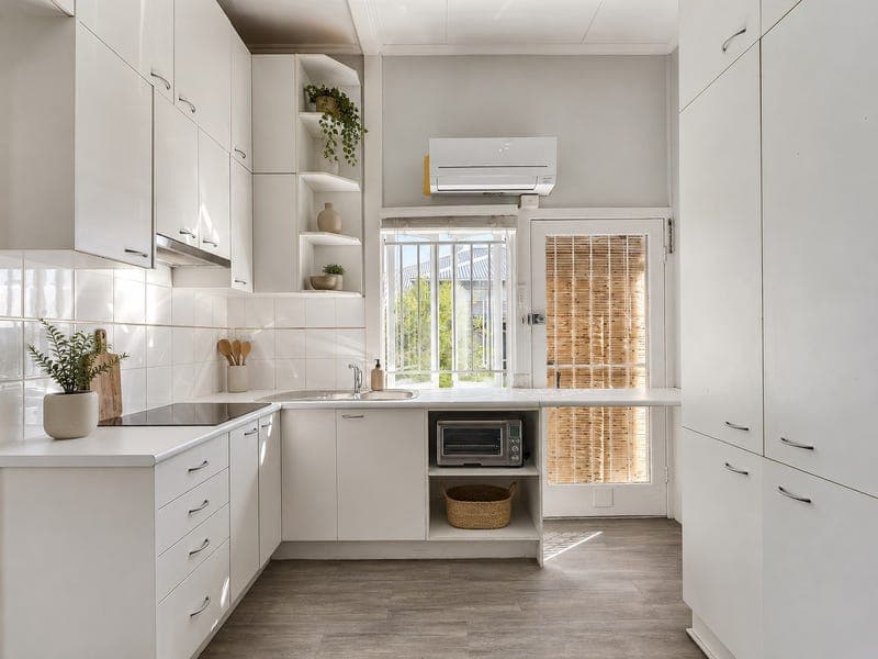 7/9 Lockhart Street, Woolloongabba — photo 1 of 5