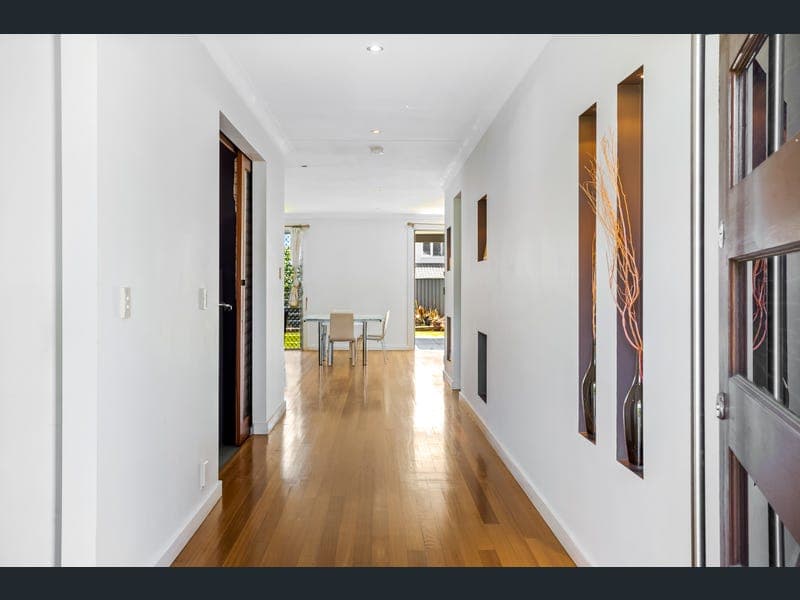 17 Collett st, Eight Mile Plains — photo 1 of 5