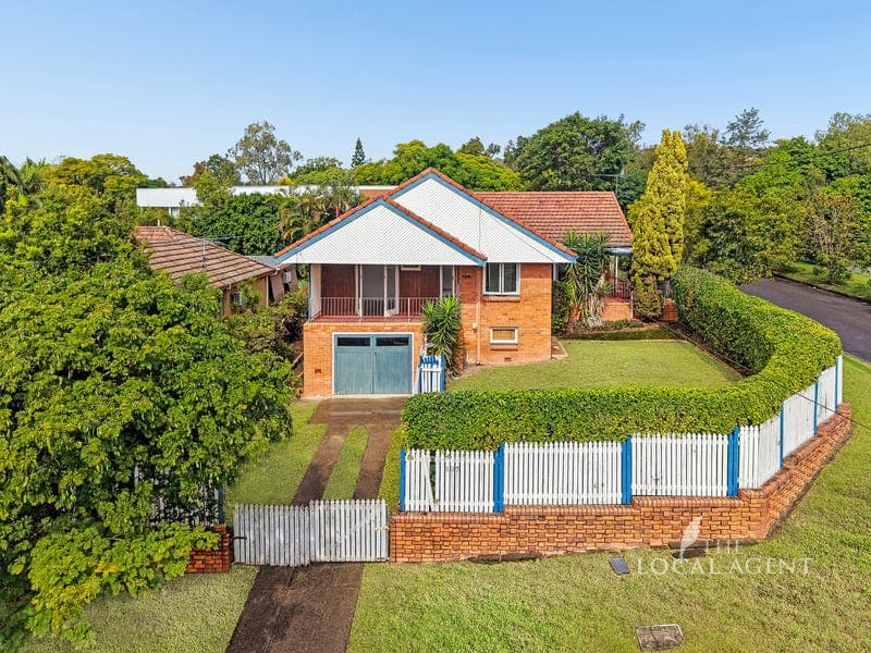 105 Esher Street, Tarragindi — photo 1 of 5