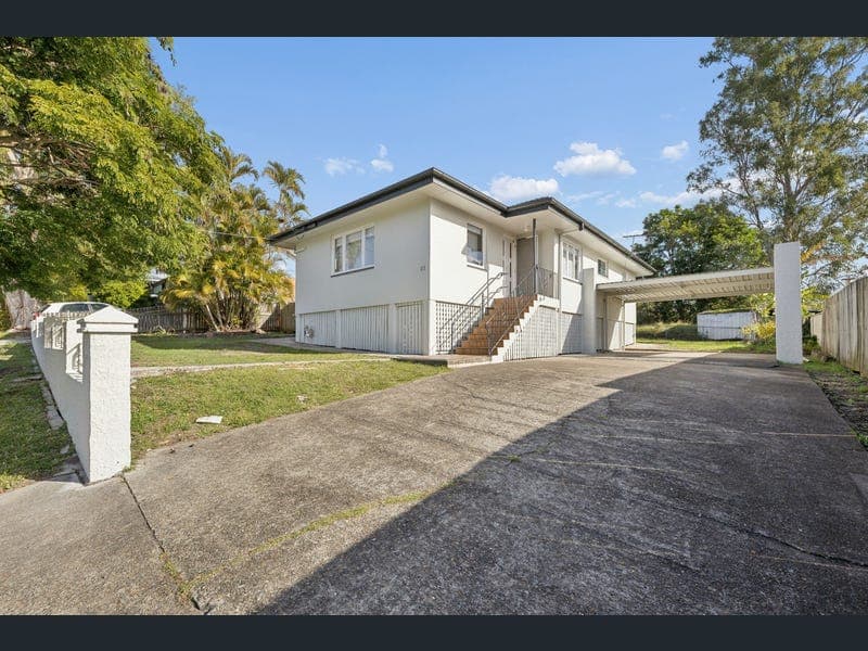 11 Aquarius Street, Inala — photo 1 of 5