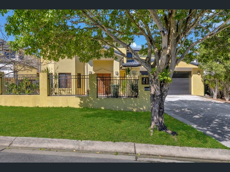 11 Mulberry Place, Stretton — photo 1 of 5