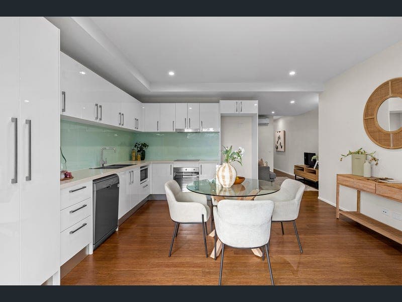 8/116 Osborne Road, Mitchelton — photo 1 of 5