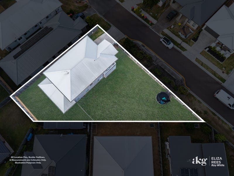 10 Sawmill Drive, Greenbank — photo 1 of 5