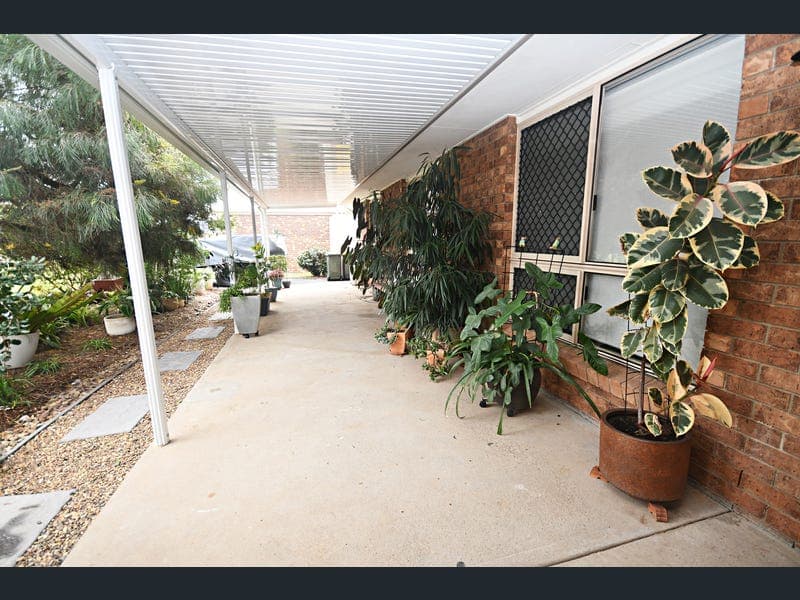 44 Haydn Drive, Kawungan — photo 1 of 5