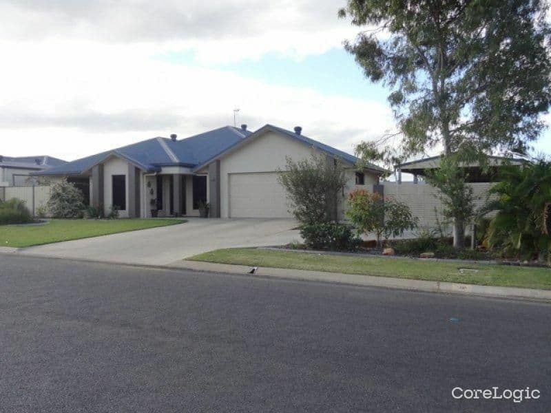21 Macpherson St, Moranbah — photo 1 of 5