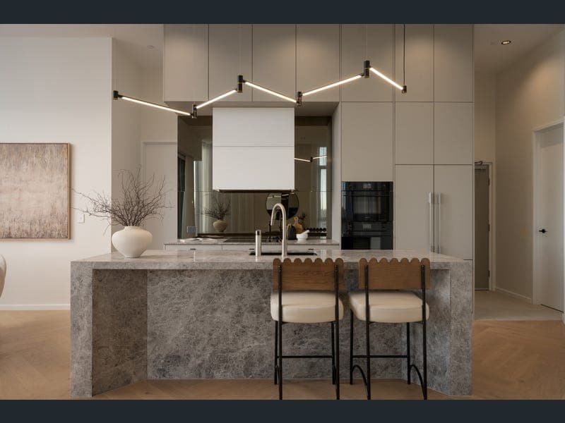 Penthouse/109 Clarence Road, Indooroopilly — photo 1 of 5
