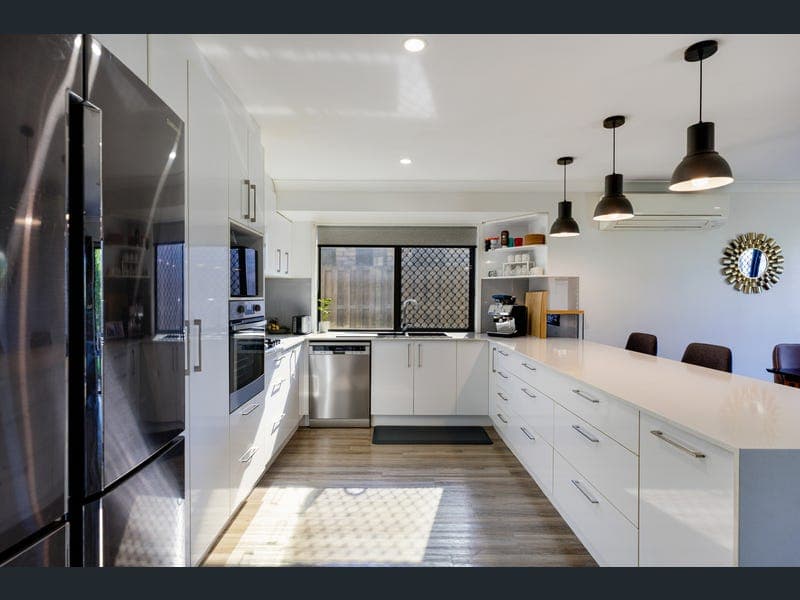 34 Copper Crescent, Griffin — photo 1 of 5