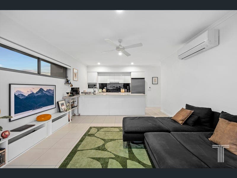 801/40 Mascar Street, Upper Mount Gravatt — photo 1 of 5