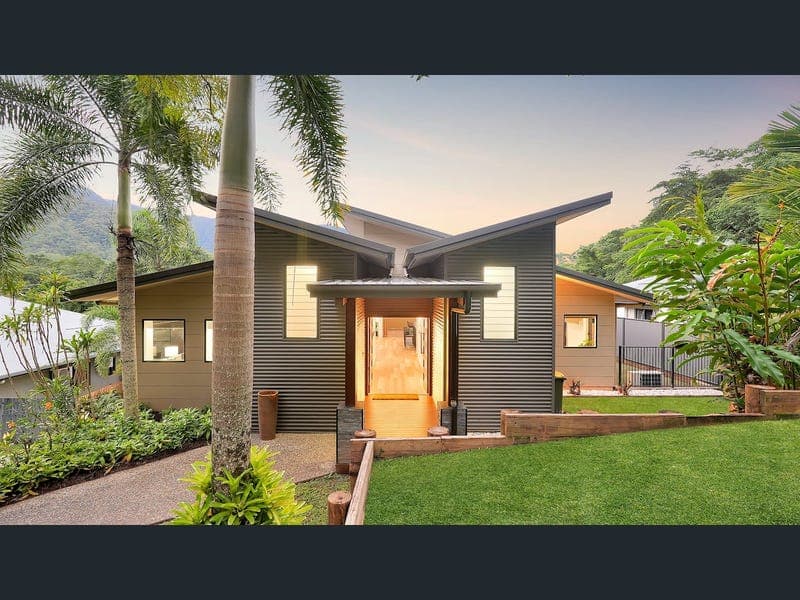 17 Lum Jim Street, Redlynch — photo 1 of 5