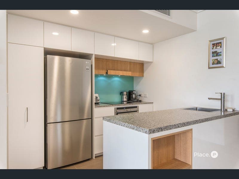 507/113 Commercial Road, Teneriffe — photo 1 of 5