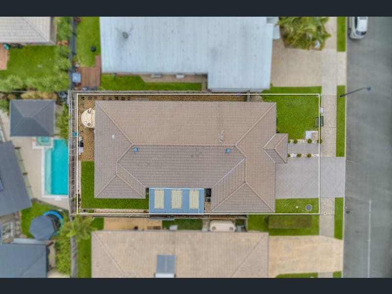 28 Butternut Circuit, Thornlands — photo 1 of 5