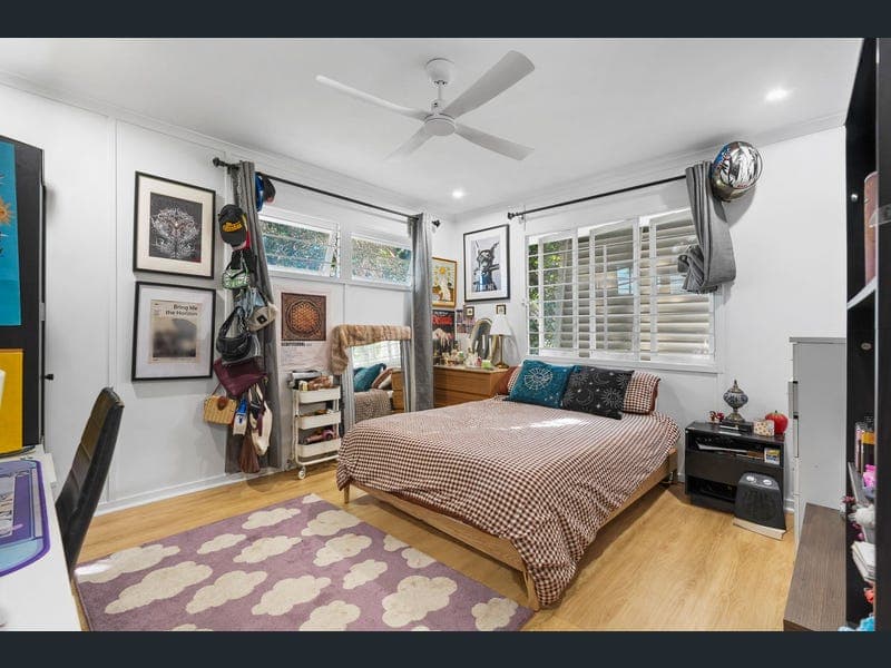 129 Smith Road, Woodridge — photo 1 of 5