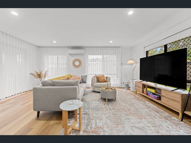 8 Reid Court, Bracken Ridge — photo 1 of 5