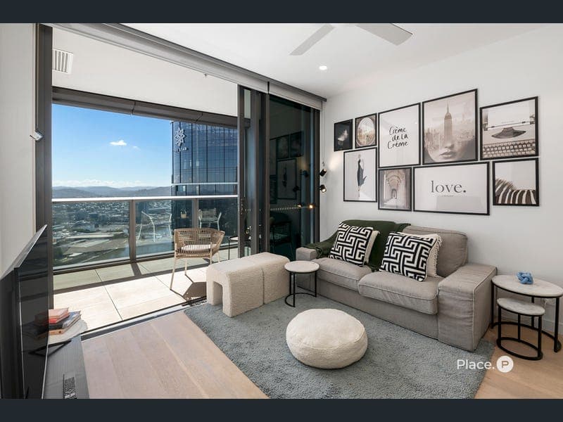 4008/8 Margaret Street, Brisbane City — photo 1 of 5
