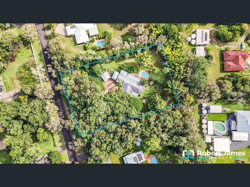 90 Woodhaven Way, Cooroibah — photo 1 of 5