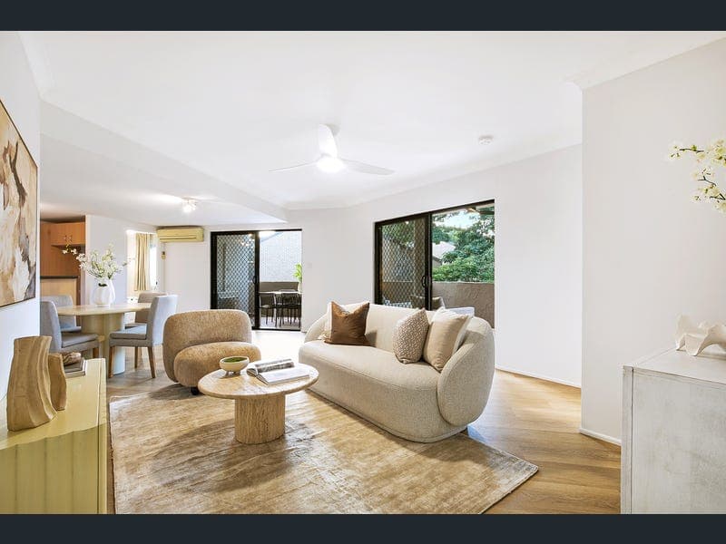 6/16 Jellicoe Street, Coorparoo — photo 1 of 5