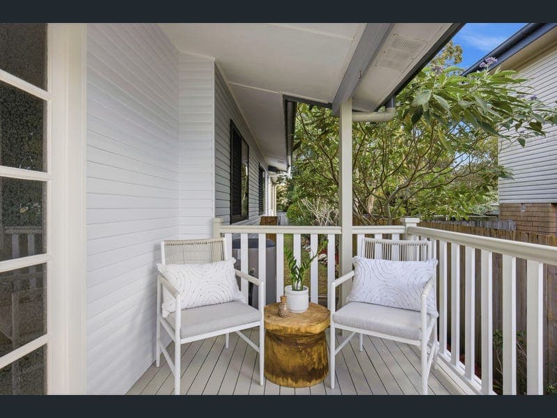 22 Meilandt Street, Wynnum — photo 1 of 5