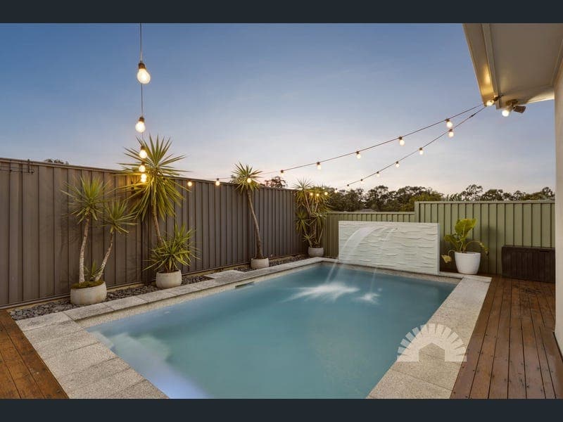 18 Glorious Avenue, Narangba — photo 1 of 5