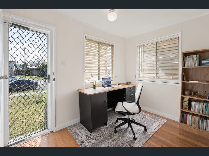 19 Hume Street, West Mackay — photo 1 of 5