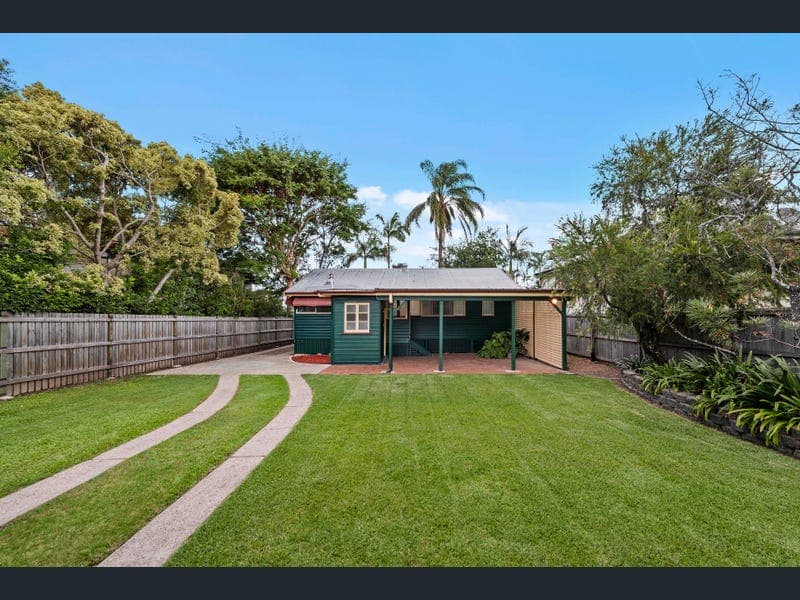 29 Camelot Street, Tennyson — photo 1 of 5