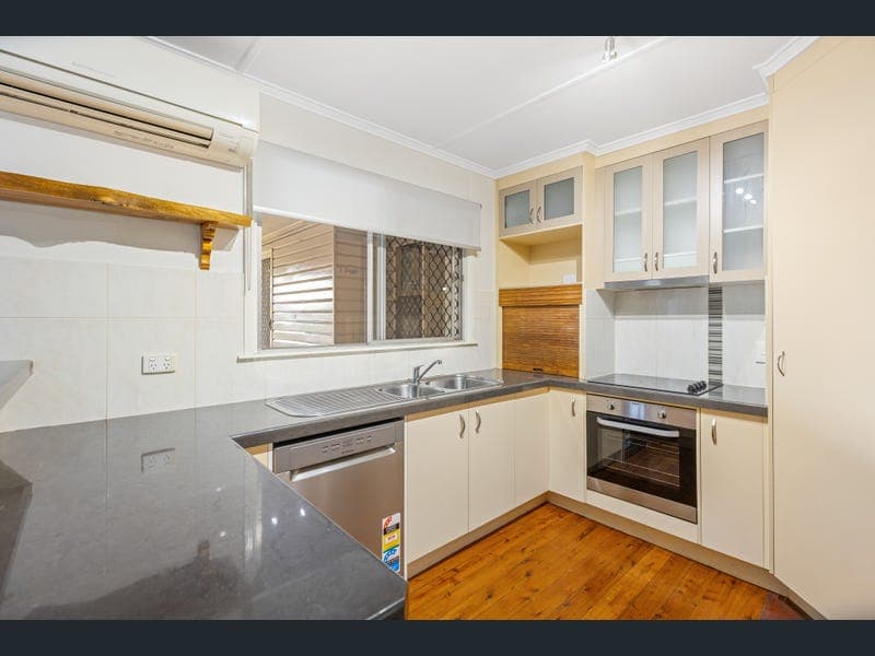 34 McCafferty Street, Wilsonton — photo 1 of 5