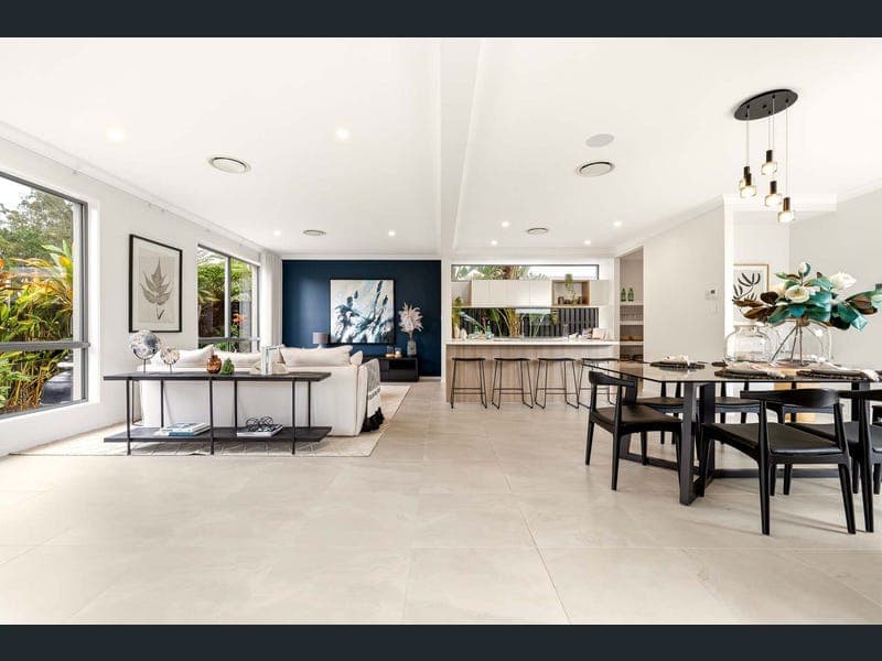 34 Desertrose Crescent, Bridgeman Downs — photo 1 of 5
