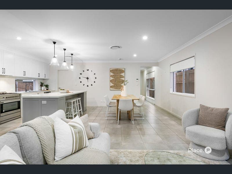 352 Richmond Road, Cannon Hill — photo 1 of 5