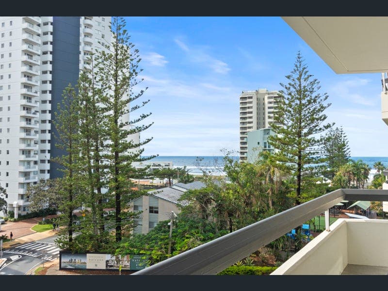 18/3 Old Burleigh Road, Surfers Paradise — photo 1 of 5
