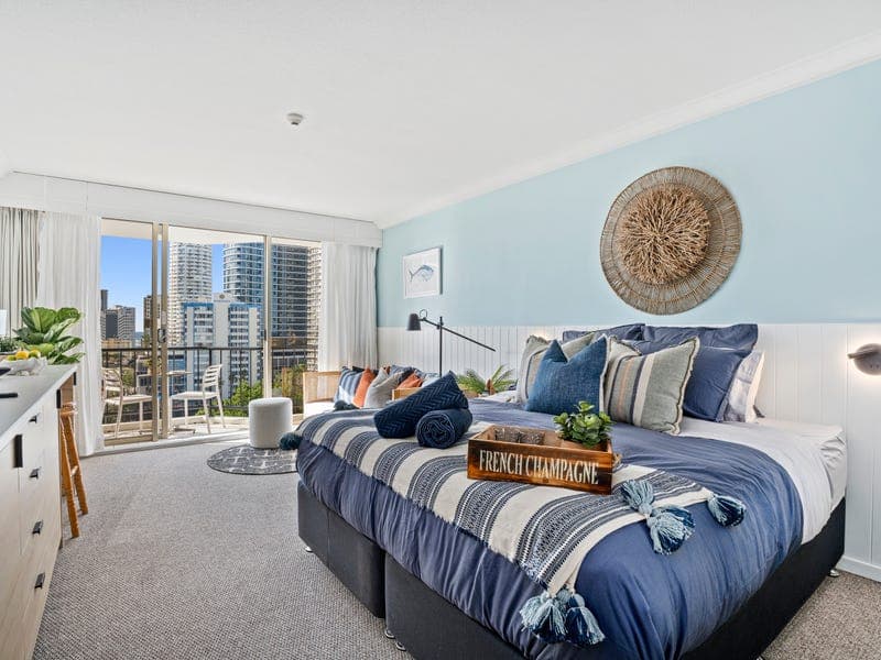 817/22 View Avenue, Surfers Paradise — photo 1 of 5