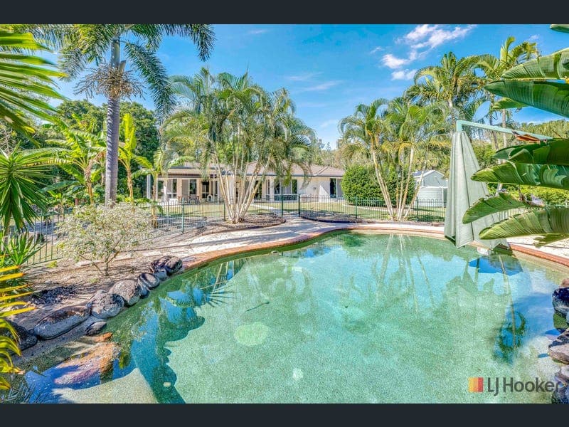 5 Egret Lane, Moore Park Beach — photo 1 of 5