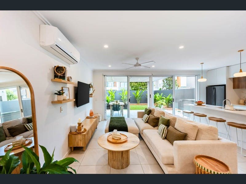 83 Florabella Drive, Robina — photo 1 of 5