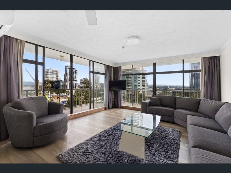 7E/3277 Surfers Paradise Boulevard — photo 1 of 5