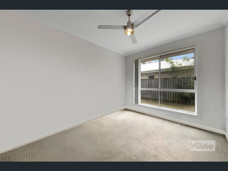 15 Sea Prince Circuit, Clinton — photo 1 of 5