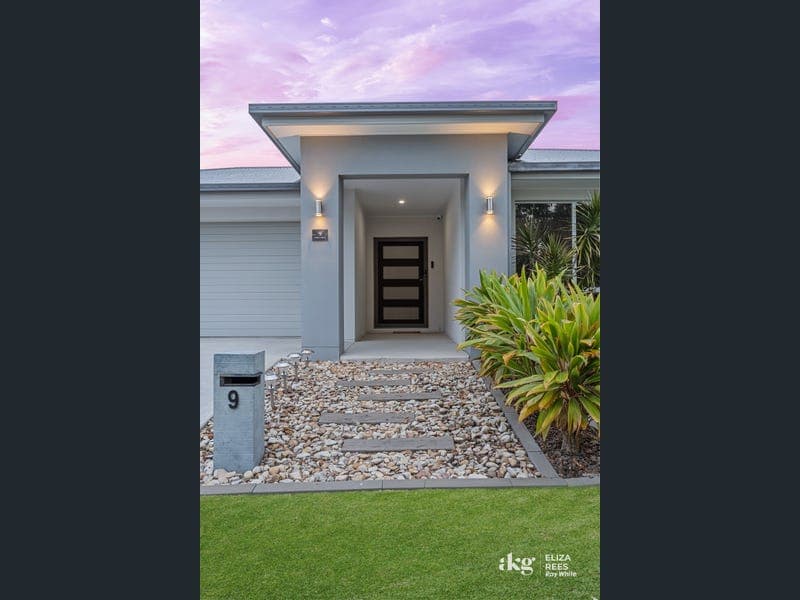 9 Grove Street, Greenbank — photo 1 of 5