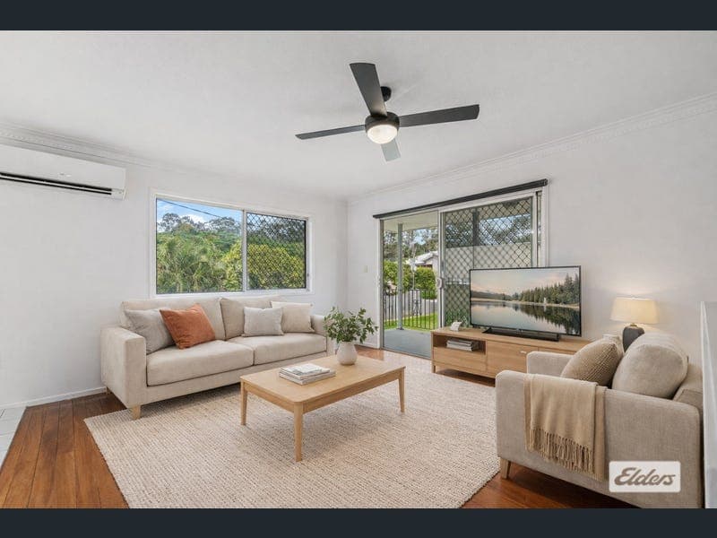 10 Bimbadeen Drive, Loganholme — photo 1 of 5