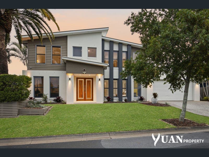 24 Palladium Blvd, Hope Island — photo 1 of 5
