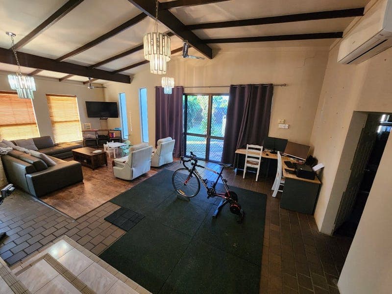 152 Fourth Avenue, Mount Isa — photo 1 of 5